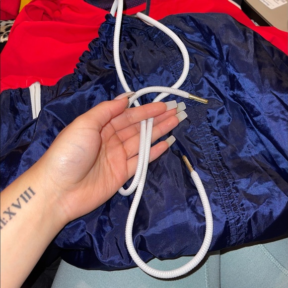 Under Armour Windbreaker - Picture 4 of 5